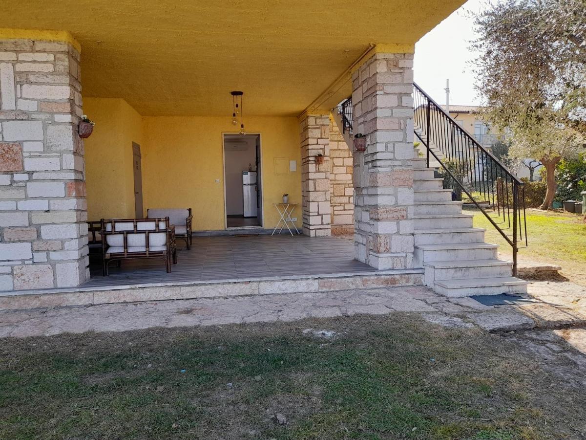 Villa La Magnolia - Private Beach Access, Garden, Views Lazise Exterior photo