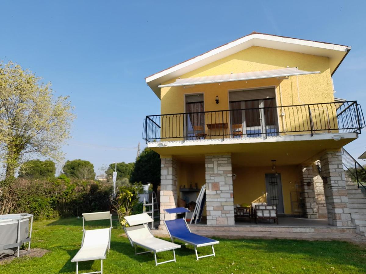 Villa La Magnolia - Private Beach Access, Garden, Views Lazise Exterior photo